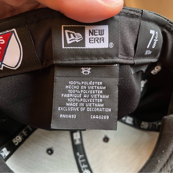 CLOSING SALE! 
Los Angeles Football Club Hat - Picture 7 of 7